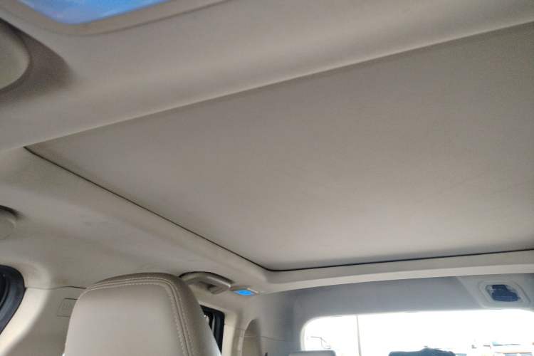 Used HYOSOW S5 2017 1.3T Manual Prestige Edition Headliner