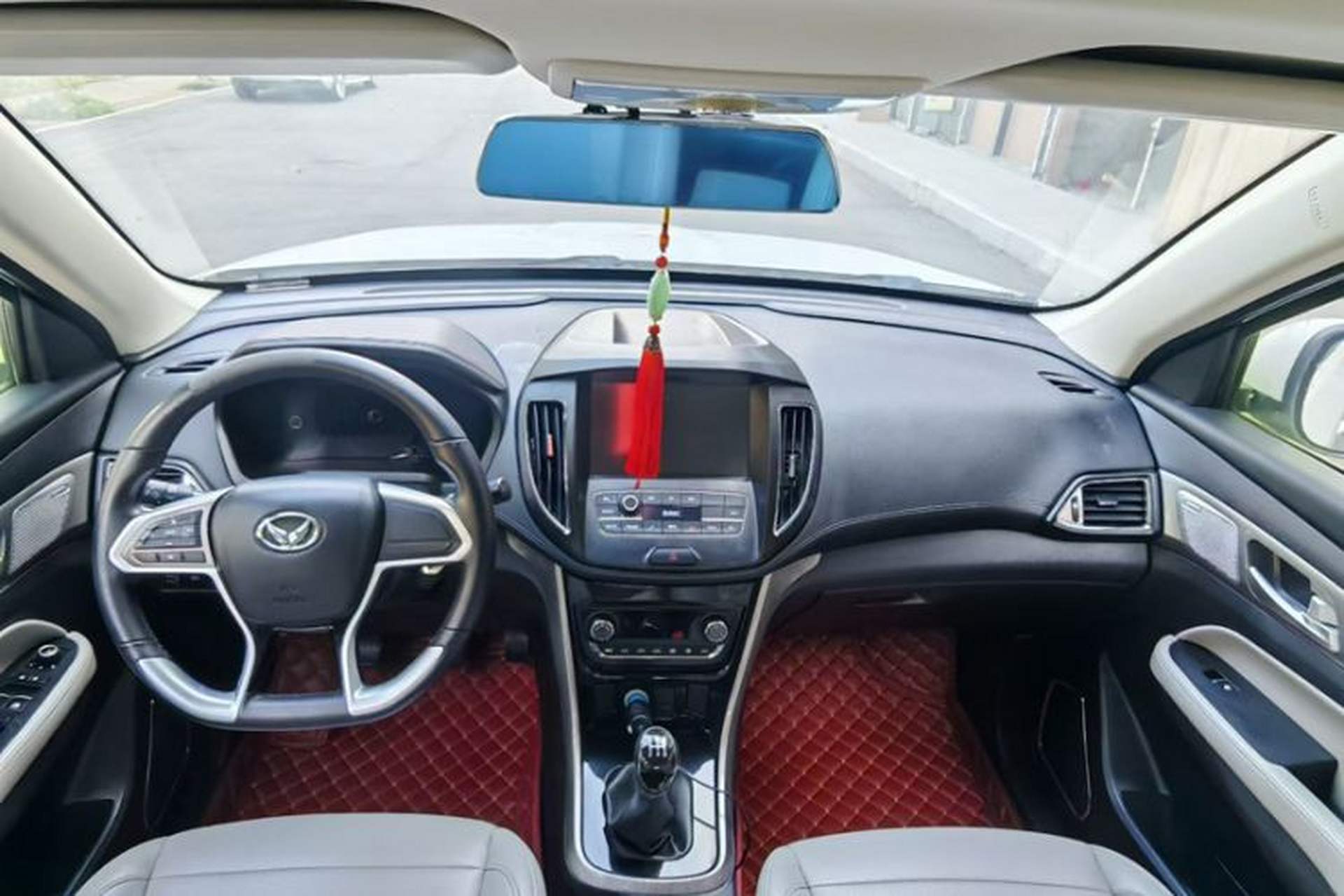 Used HYOSOW S5 2017 1.3T Manual Luxury Model Interior 1