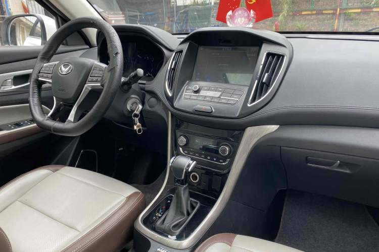 Used HYOSOW S5 2017 1.3T CVT Luxury Model Interior 2