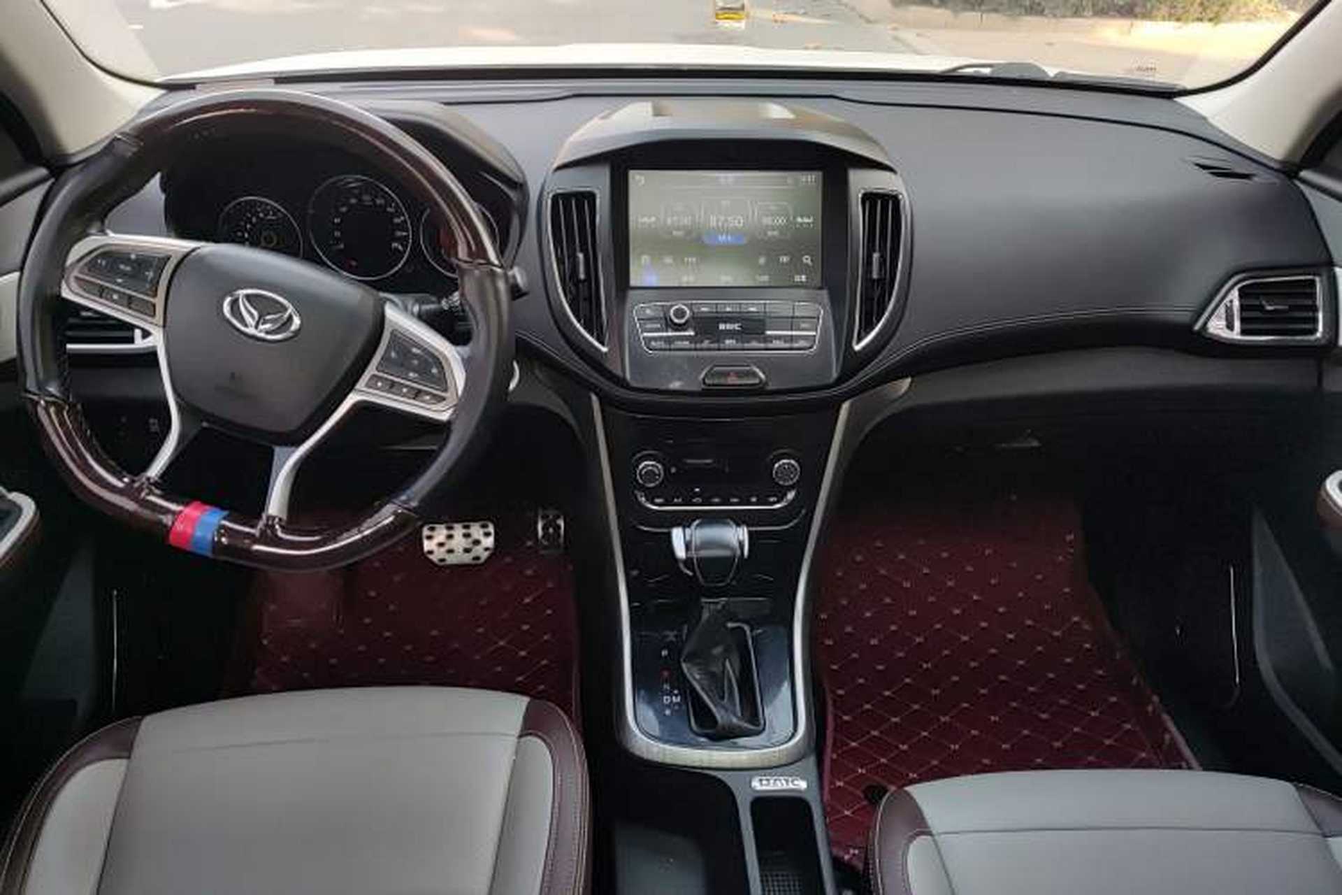 Used HYOSOW S5 2017 1.3T CVT Prestige Edition Interior 3