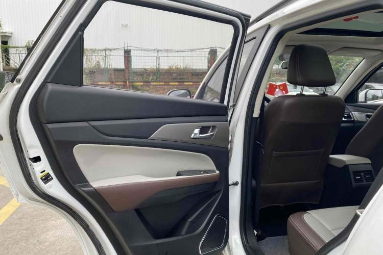 Used HYOSOW S5 2017 1.3T CVT Luxury Model Interior 5