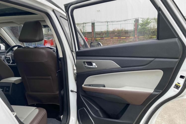 Used HYOSOW S5 2017 1.3T CVT Luxury Model Interior 8