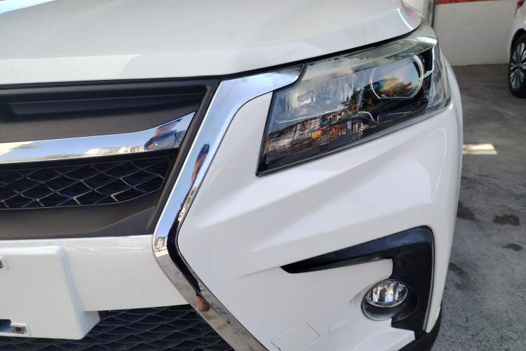 Used HYOSOW S5 2017 1.3T Manual Prestige Edition Left Front Headlight