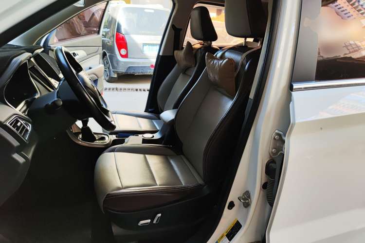 Used HYOSOW S5 2017 1.3T CVT Prestige Edition Left Front Seat
