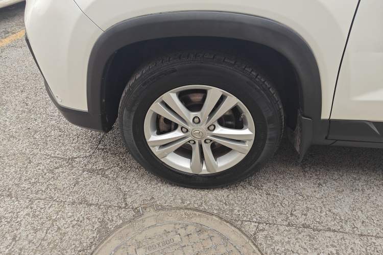 Used HYOSOW S5 2017 1.3T CVT Prestige Edition Left Front Wheel Hub