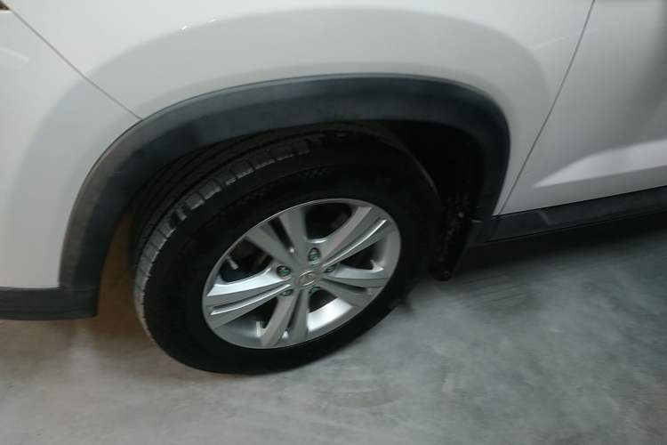 Used HYOSOW S5 2017 1.3T CVT Prestige Edition Left Front Wheel Hub