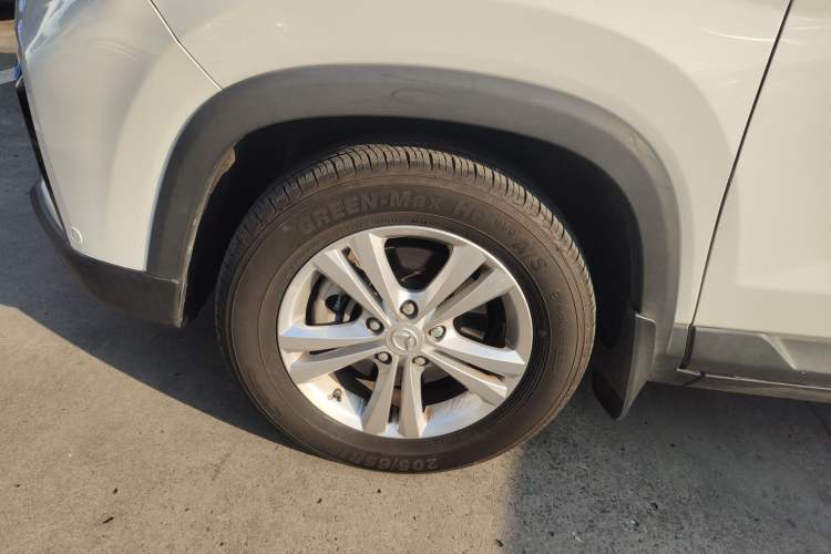 Used HYOSOW S5 2017 1.3T CVT Prestige Edition Left Front Wheel Hub