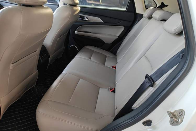 Used HYOSOW S5 2017 1.3T Manual Luxury Model Left Rear Seat