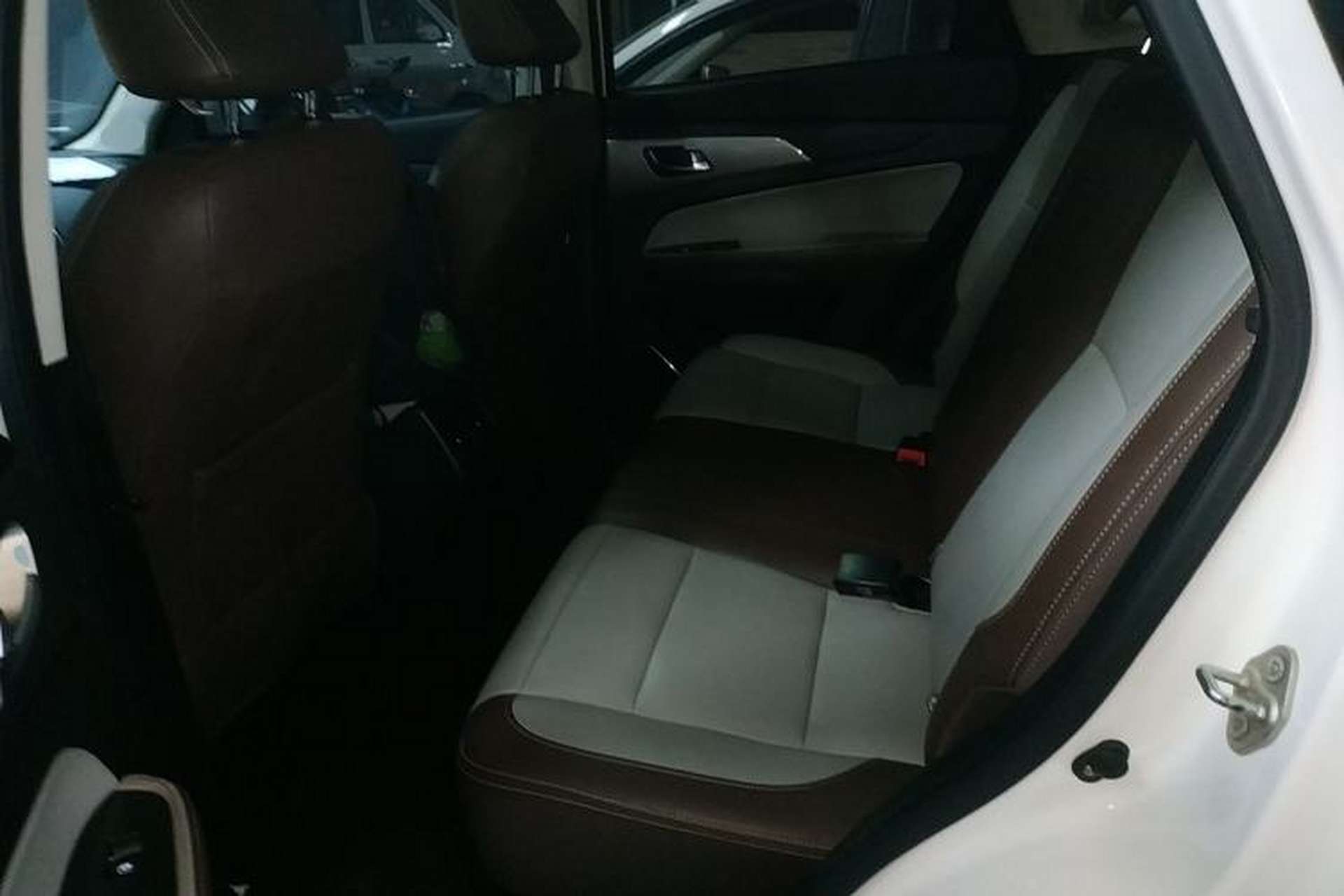 Used HYOSOW S5 2017 1.3T CVT Prestige Edition Left Rear Seat