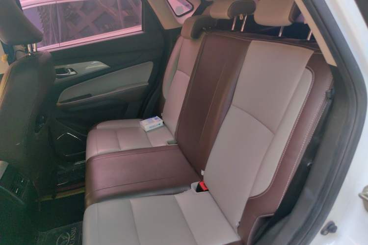 Used HYOSOW S5 2017 1.3T CVT Prestige Edition Left Rear Seat