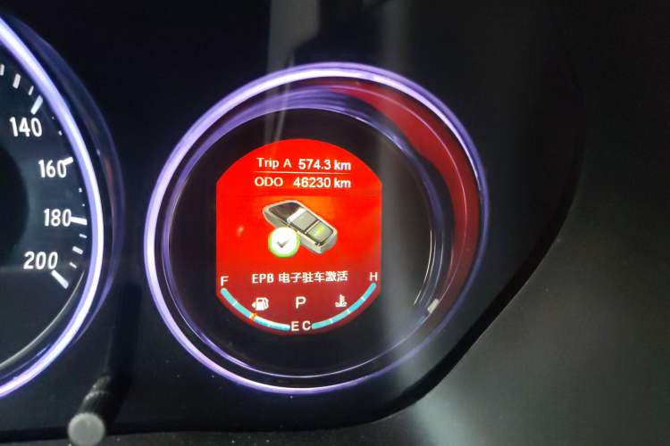 Used HYOSOW S5 2017 1.3T CVT Prestige Edition Odometer Close Up