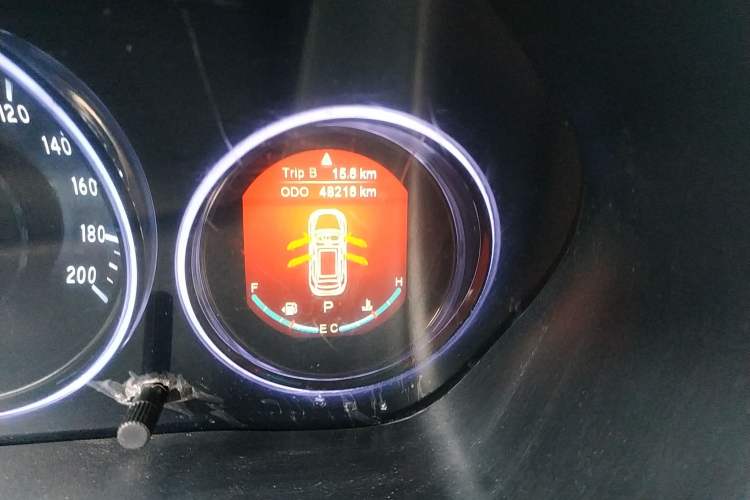 Used HYOSOW S5 2017 1.3T CVT Prestige Edition Odometer Close Up