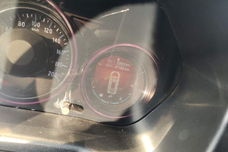 Used HYOSOW S5 2017 1.3T CVT Prestige Edition Odometer Close Up
