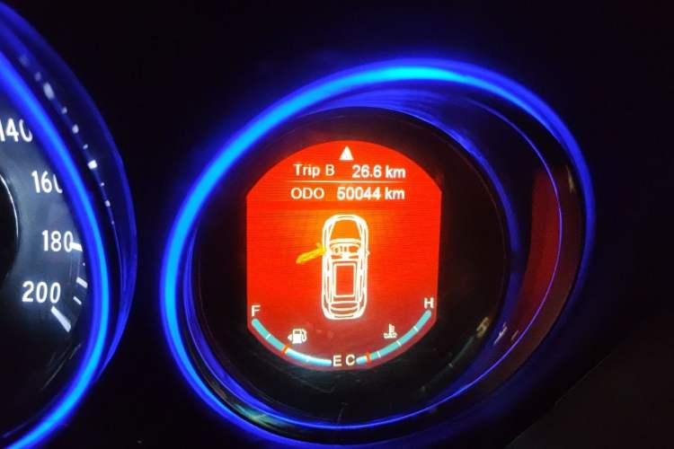 Used HYOSOW S5 2017 1.3T Manual Prestige Edition Odometer Close Up
