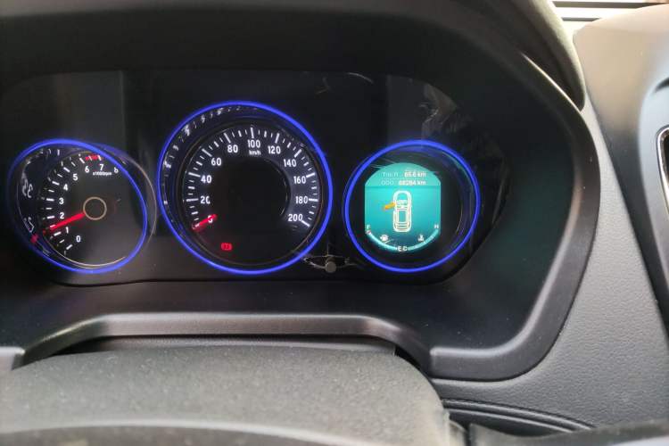 Used HYOSOW S5 2017 1.3T Manual Prestige Edition Odometer Close Up