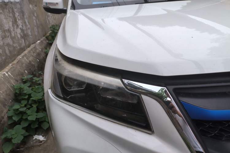 Used HYOSOW S5 2017 1.3T Manual Prestige Edition Right Front Headlight