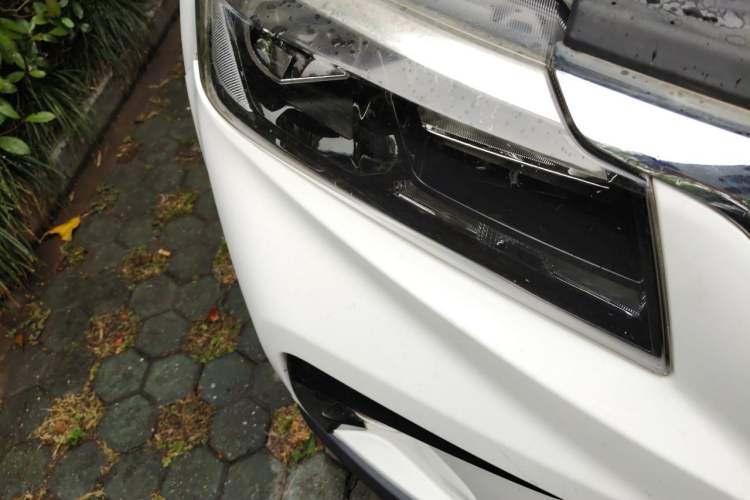 Used HYOSOW S5 2017 1.3T Manual Prestige Edition Right Front Headlight