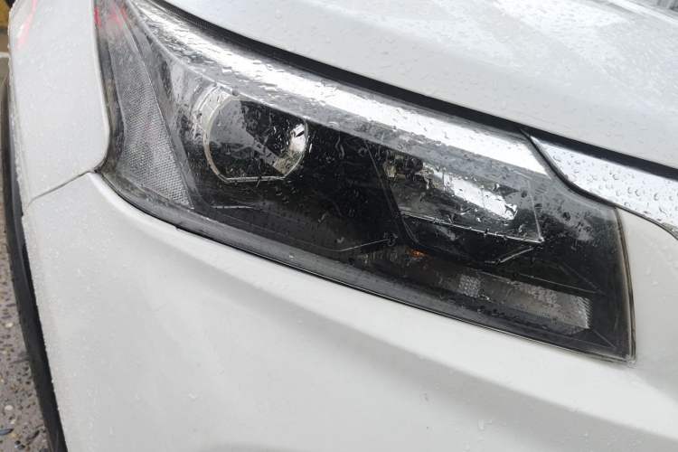 Used HYOSOW S5 2017 1.3T CVT Prestige Edition Right Front Headlight