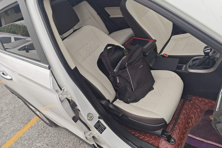 Used HYOSOW S5 2017 1.3T CVT Prestige Edition Right Front Seat