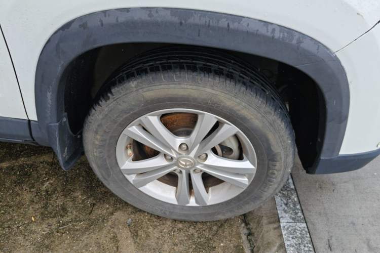 Used HYOSOW S5 2017 1.3T Manual Prestige Edition Right Front Wheel Hub
