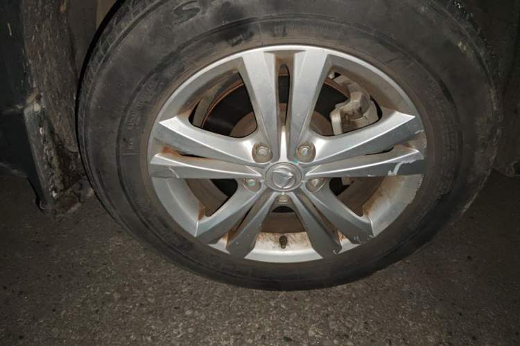 Used HYOSOW S5 2017 1.3T Manual Prestige Edition Right Front Wheel Hub