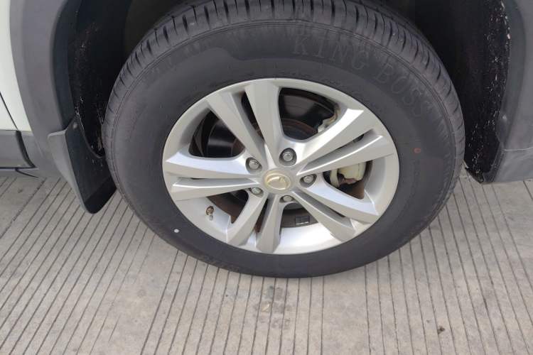 Used HYOSOW S5 2017 1.3T Manual Prestige Edition Right Front Wheel Hub