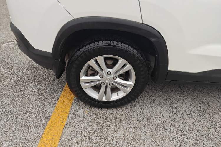 Used HYOSOW S5 2017 1.3T CVT Prestige Edition Right Rear Wheel Hub