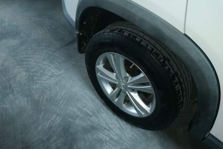 Used HYOSOW S5 2017 1.3T CVT Prestige Edition Right Rear Wheel Hub