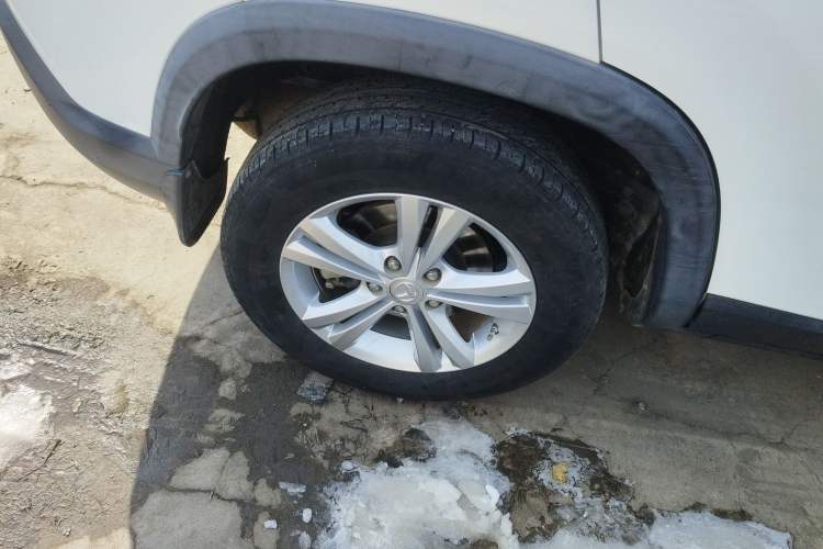 Used HYOSOW S5 2017 1.3T CVT Prestige Edition Right Rear Wheel Hub