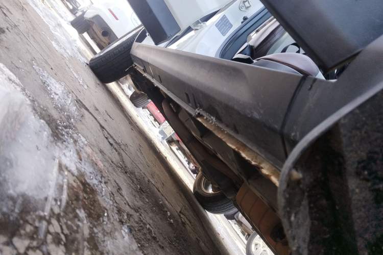 Used HYOSOW S5 2017 1.3T CVT Prestige Edition Right Side Sill