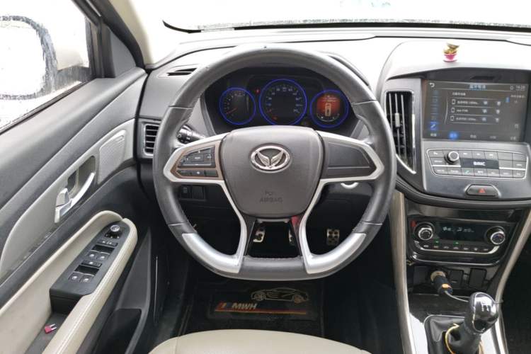 Used HYOSOW S5 2017 1.3T Manual Prestige Edition Steering Wheel