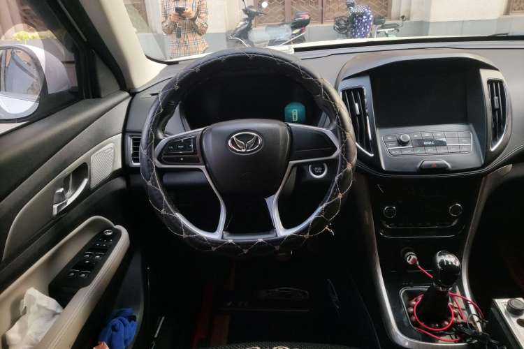 Used HYOSOW S5 2017 1.3T Manual Prestige Edition Steering Wheel