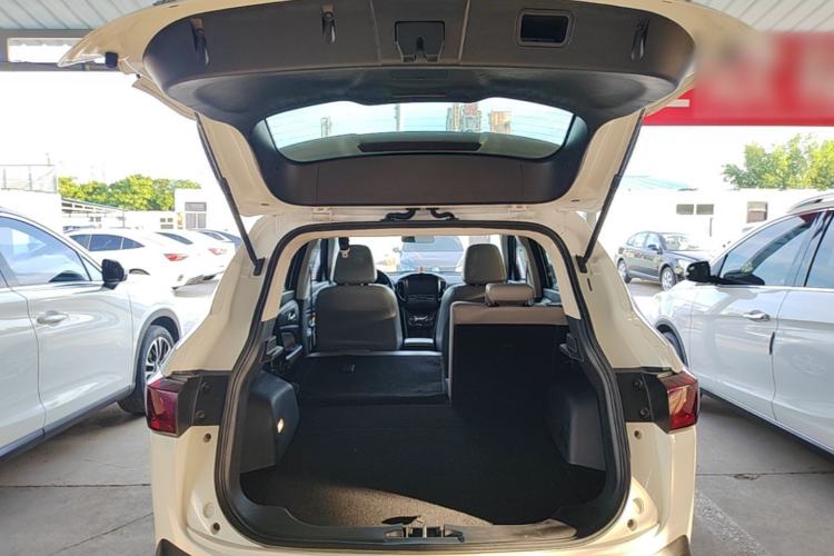 Used HYOSOW S5 2017 1.3T Manual Luxury Model Trunk
