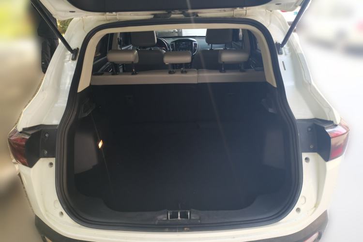 Used HYOSOW S5 2017 1.3T Manual Prestige Edition Trunk