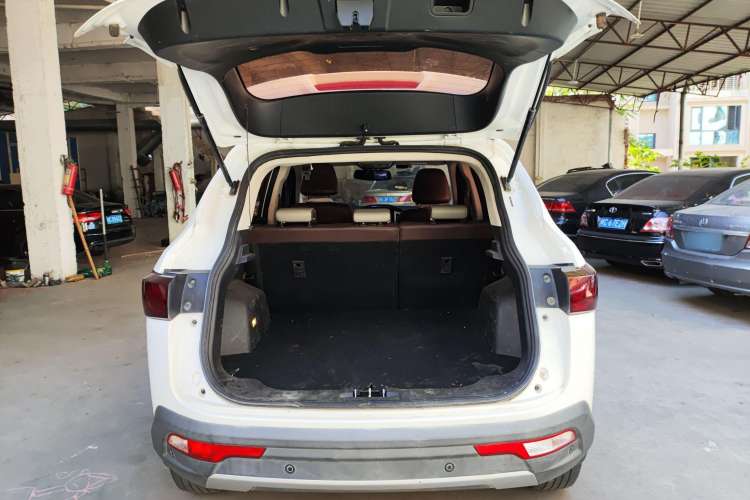 Used HYOSOW S5 2017 1.3T CVT Prestige Edition Trunk