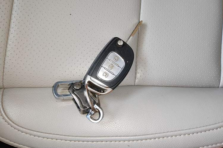 Used HYOSOW S5 2017 1.3T Manual Luxury Model Vehicle Key