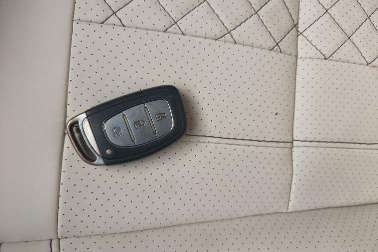 Used HYOSOW S5 2017 1.3T CVT Prestige Edition Vehicle Key
