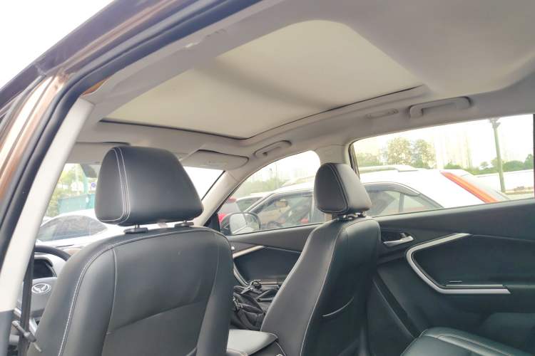 Used HYOSOW S6 2017 1.5T CVT Enjoyment Model Headliner