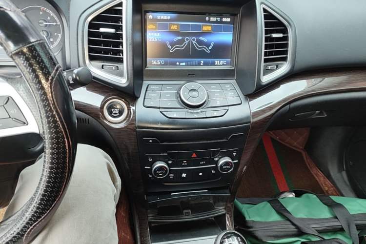 Used HYOSOW S6 2016 1.5T Manual Smart Edition Audio And AC Panel