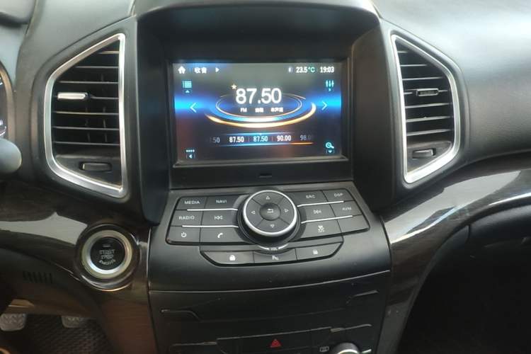 Used HYOSOW S6 2016 1.5T Manual Leading Model Audio And AC Panel
