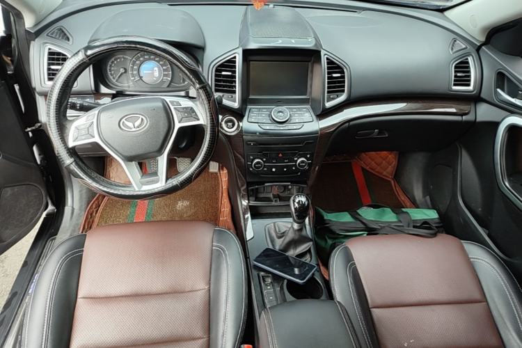 Used HYOSOW S6 2016 1.5T Manual Smart Edition Center Console