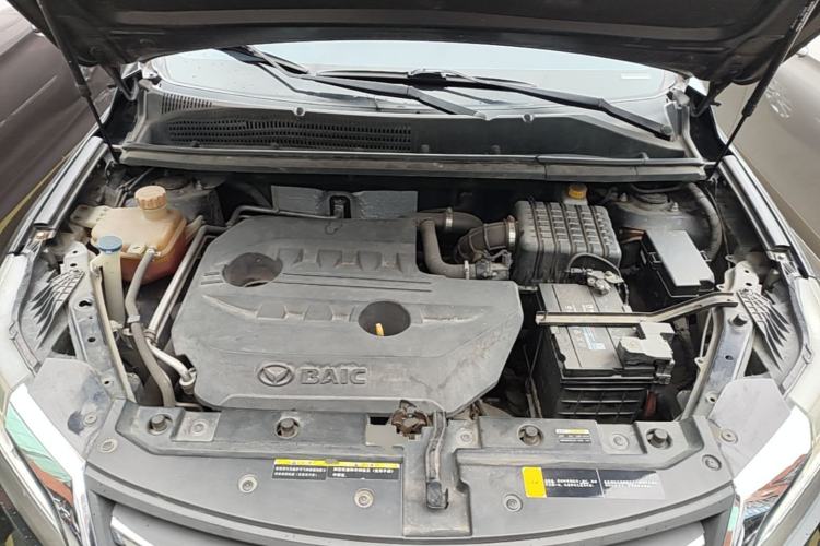 Used HYOSOW S6 2016 1.5T Manual Smart Edition Engine Bay
