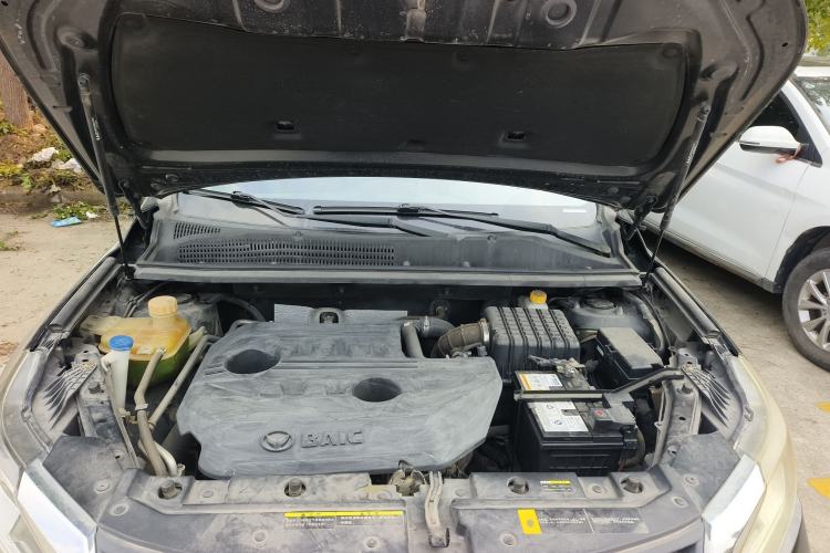 Used HYOSOW S6 2016 1.5T Manual Smart Edition Engine Bay