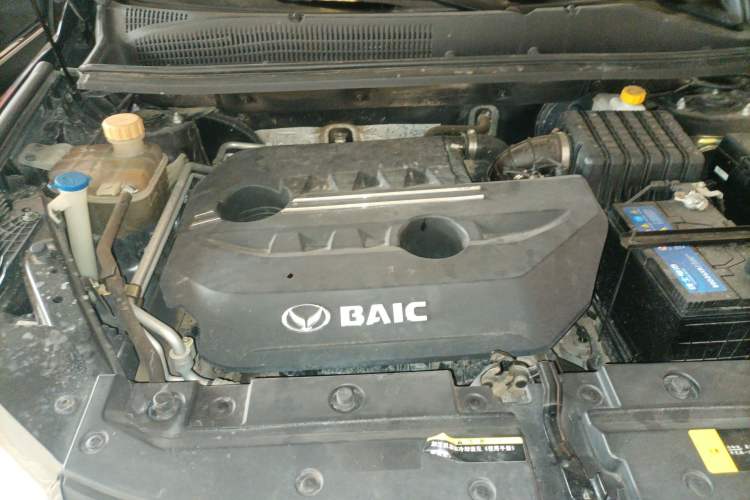 Used HYOSOW S6 2016 1.5T Manual Fashion Model Engine Bay