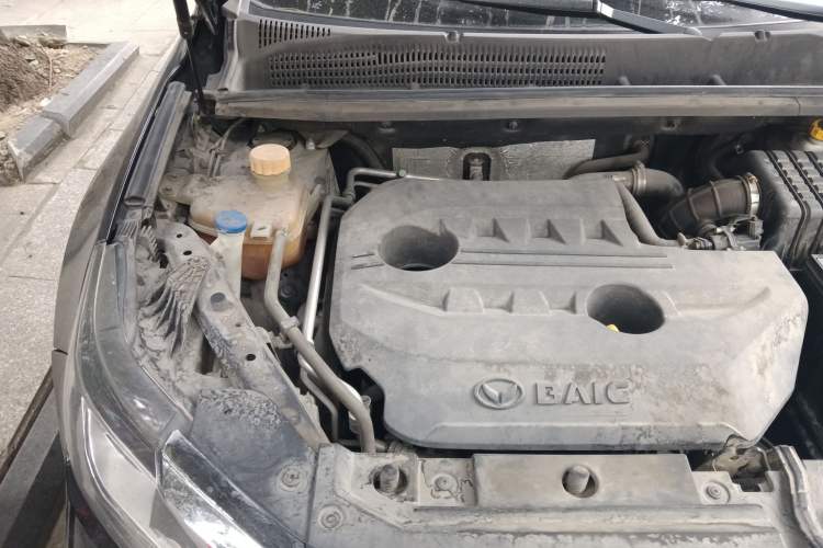 Used HYOSOW S6 2016 1.5T Manual Leading Model Engine Bay Right