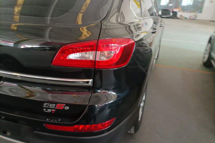 Used HYOSOW S6 2016 1.5T Manual Fashion Model Exterior 6