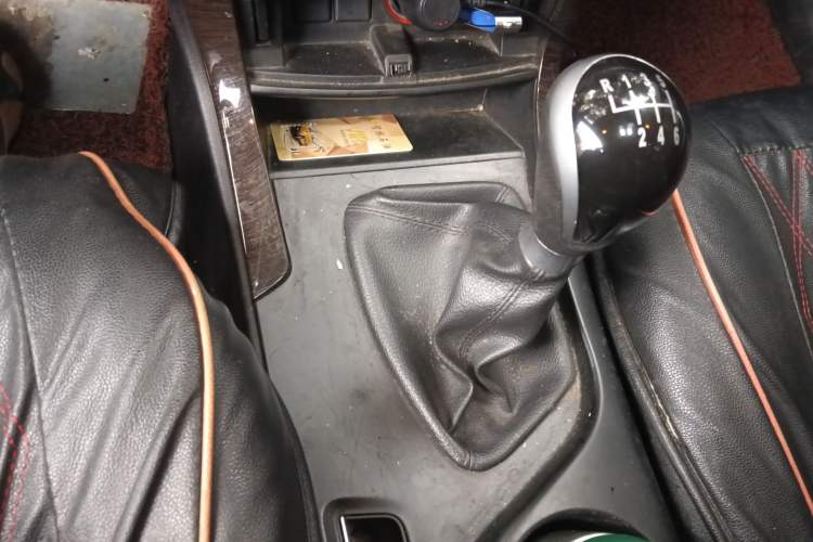 Used HYOSOW S6 2016 1.5T Manual Leading Model Gear Lever
