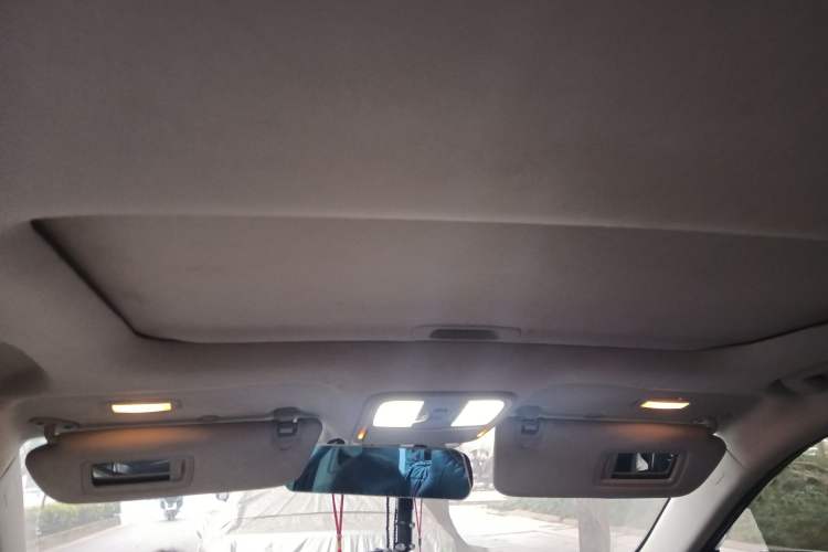Used HYOSOW S6 2016 1.5T Manual Leading Model Headliner