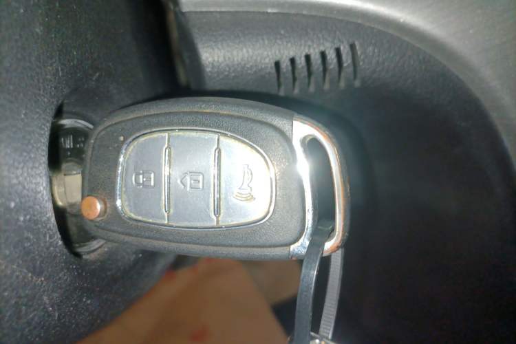 Used HYOSOW S6 2016 1.5T Manual Fashion Model Interior 1