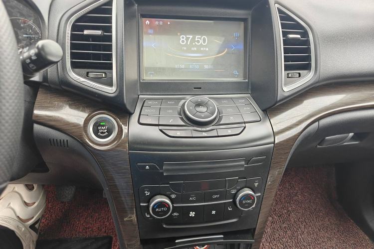 Used HYOSOW S6 2016 1.5T Manual Smart Edition Interior 3